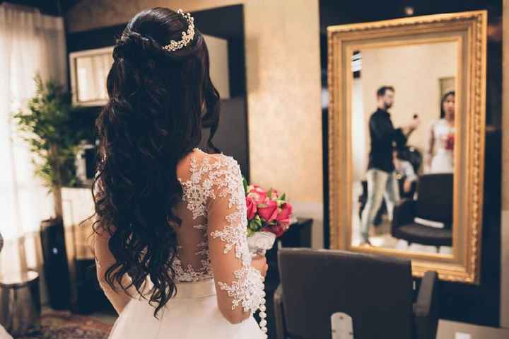 Qual será o tipo do penteado? - 1