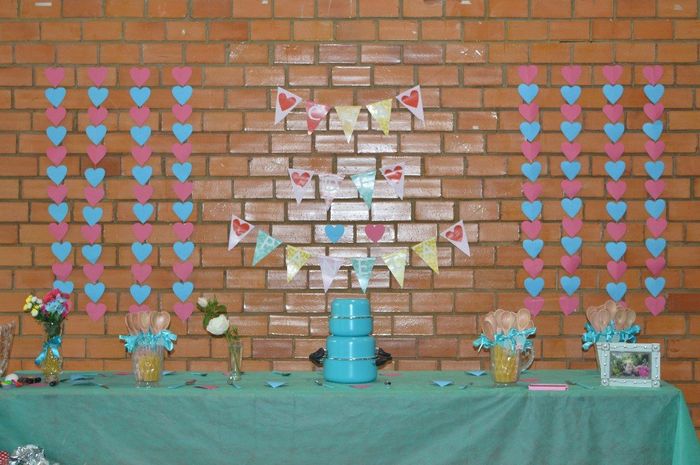 decor...