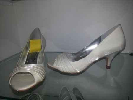 Sapatos para noivas muito altas (ou noivos muito baixos) - 1