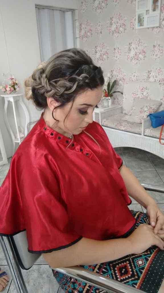 Meu teste de cabelo e maquiagem - 1