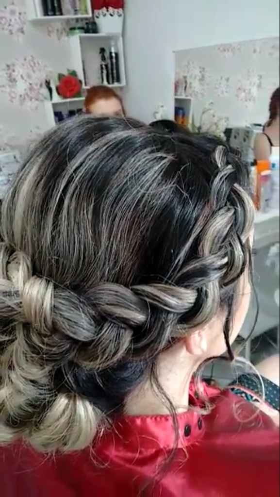 Meu teste de cabelo e maquiagem - 2