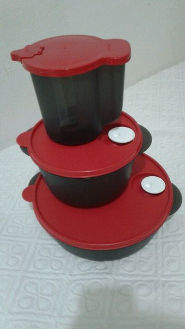Uma das caixas do meu enxoval. - 1