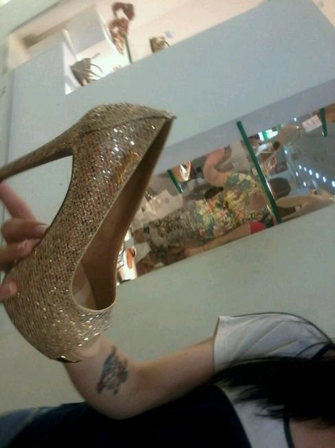 Sapatos - 1