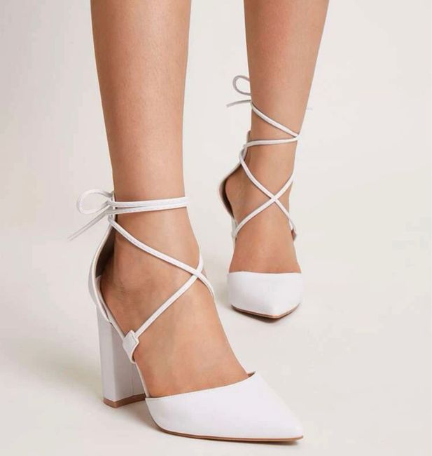 Onde compraram seus sapatos de noiva? - 2