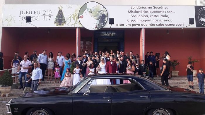 Somos fãs de Supernatural! E realizamos dois sonhos no mesmo dia, nosso carro foi um Impala 67 preto
