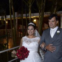 meu bouquet lindo e meu herói eterno.