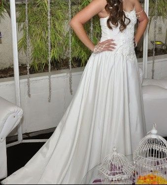 Vendo vestido de noiva + vestido de daminha - 3