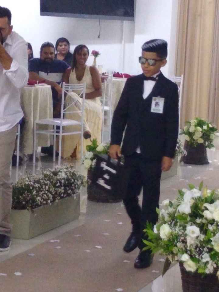 Meu segurança mais lindo.