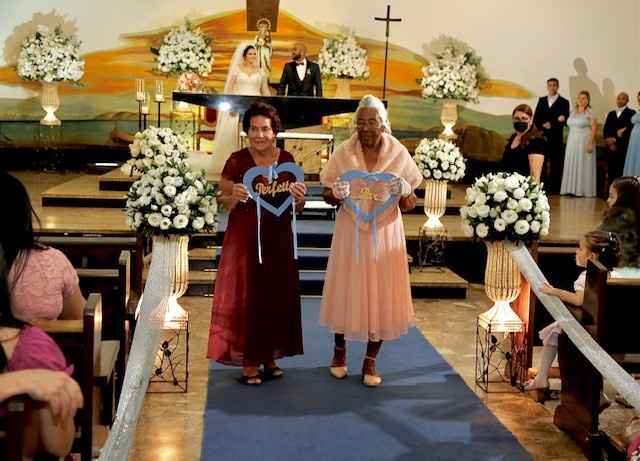 Cor do vestido das avós - 1