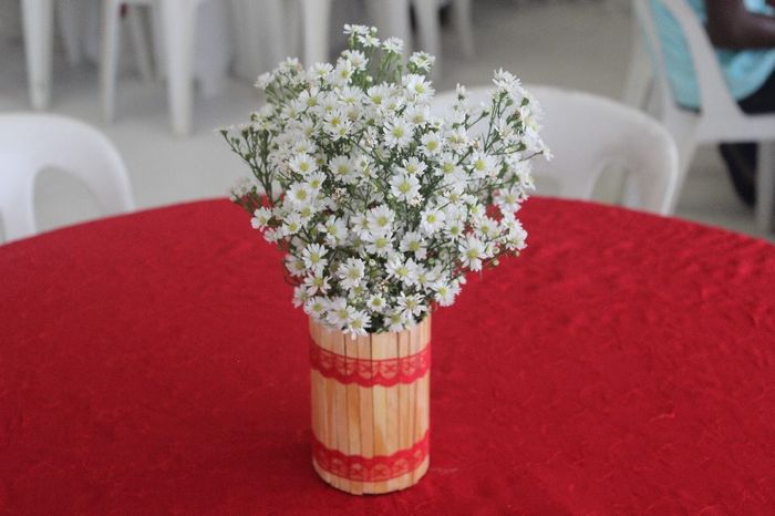 Arranjo para a mesa dos convidados
