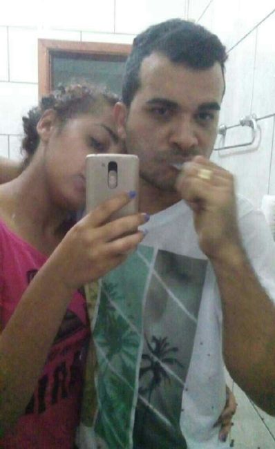 Qual foto mais divertida com seu amor?! - 2