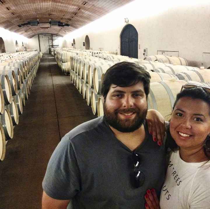 Nós em um vinícula no Chile