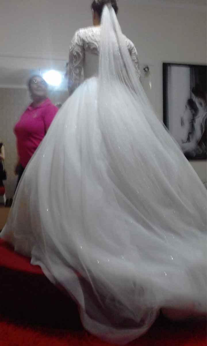 Escolhendo o vestido!! - 1