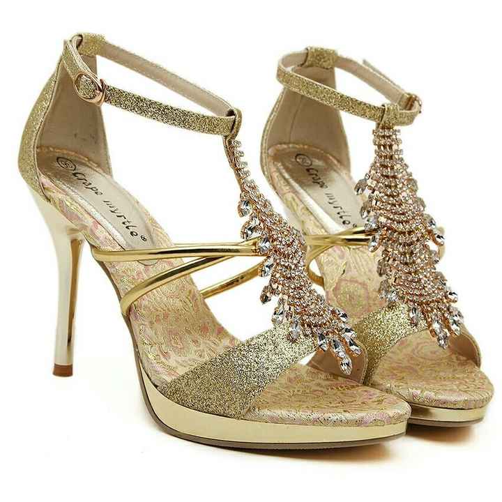 Qual deles? amo sapatos.. vem ver meninas! - 1