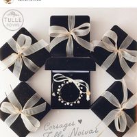  Corsage - 1