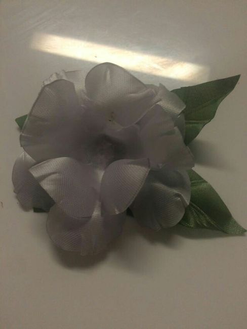 Olha noivinhas,minhas forminhas para os doces,eu mesma que estou fazendo o que vcs acham? - 9