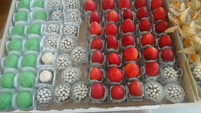 Olha noivinha que lindo,uma das minhas madrinhas está fazendo para a festa de noivado da filha dela,