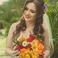 Véu e cabelo semi preso... combina ou não combina? - 1