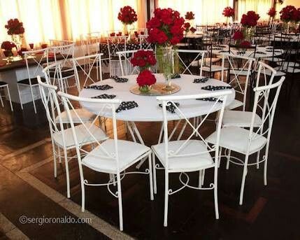 Alguma ideia de decoração  com vermelho e branco? - 1