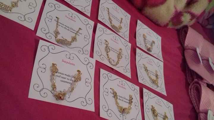 pulseiras separadas