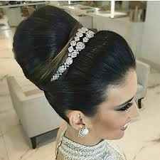 Inspirações de Penteado - Coque alto