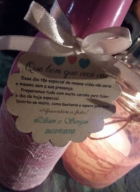 centro de mesa (garrafa com flor de EVA e pote com vela)