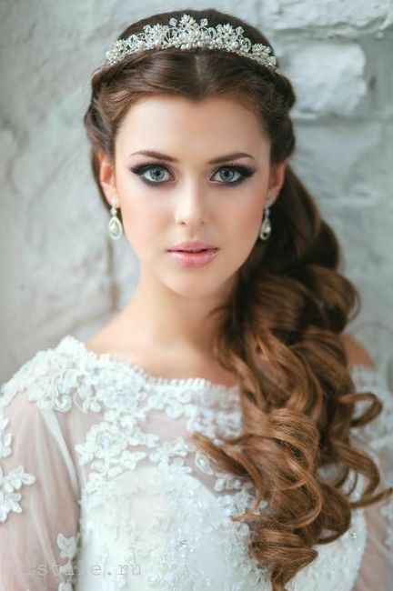 Penteado rainha e com flores - 7