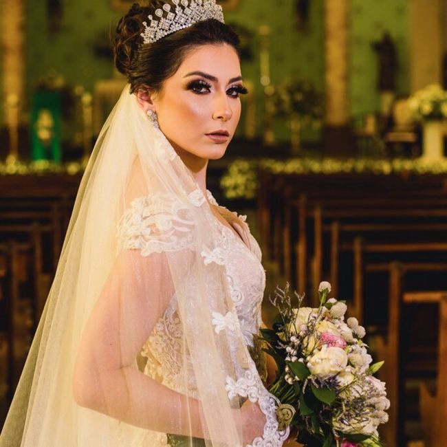 Como escolher e usar uma coroa de noiva? 4