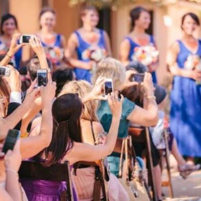 Celular em casamento: Proibir ou liberar? 1