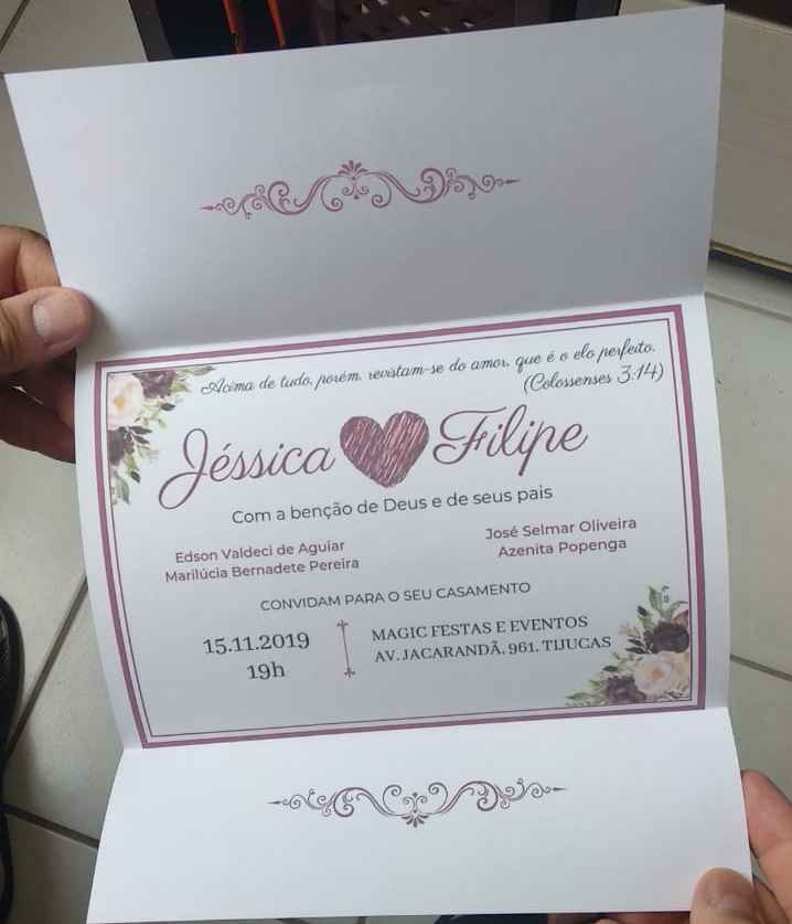 A arte interna eu mesma fiz no canva