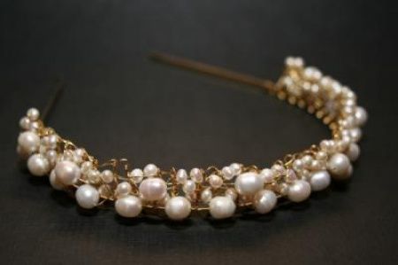 Tiara perolada