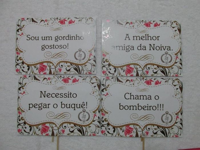 Plaquinhas personalizadas com o nossos monograma