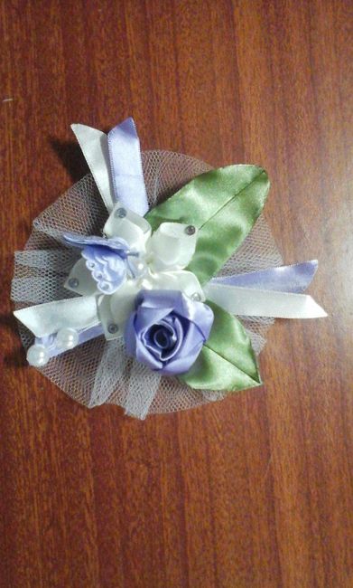Estou fazendo o corsage das madrinhas #diy - 2