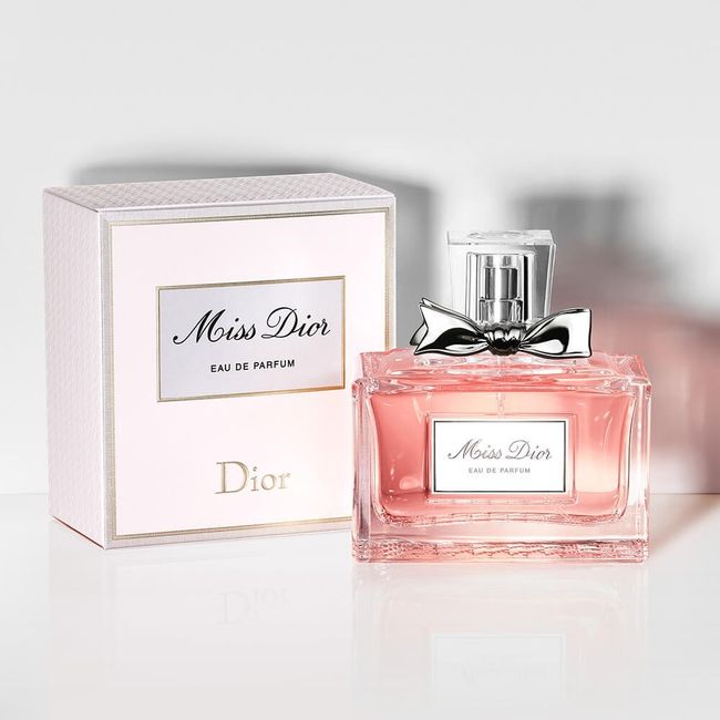 Perfume para o grande dia. 1