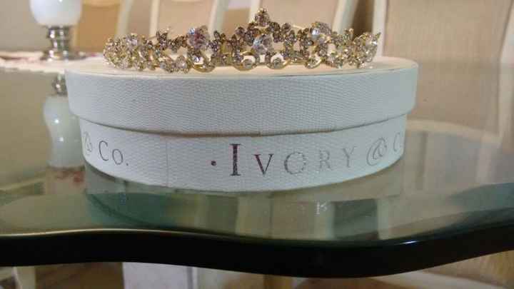 coroa  marca Ivory and Co