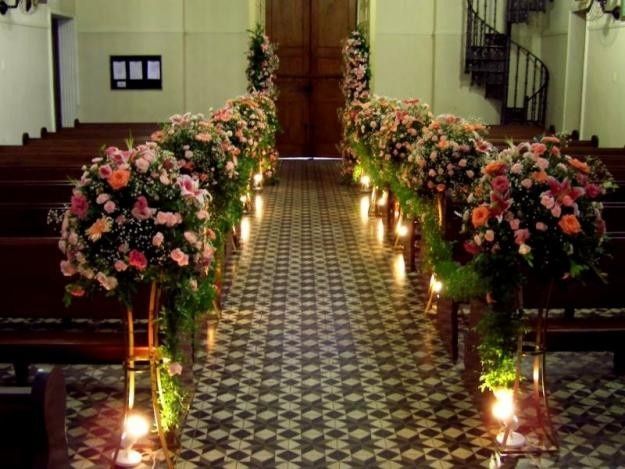 Entrada da noiva com velas