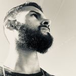 André