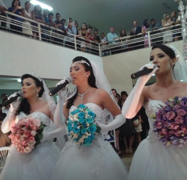 Casamento triplo...