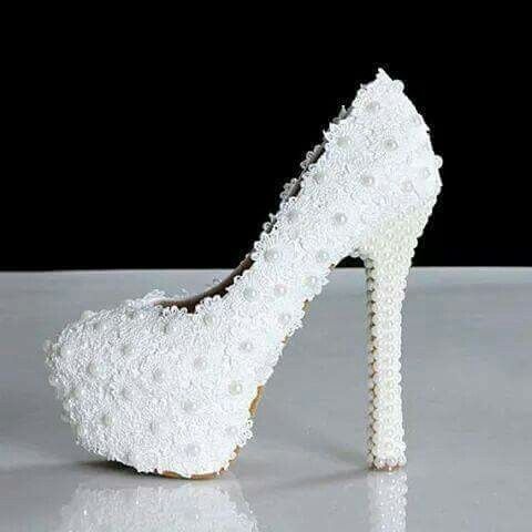 Desejo estes sapatos de noiva... - 1