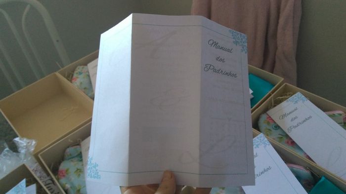 Manual fora com marca d'água