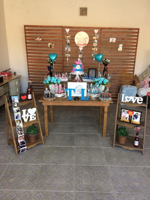 Essa foi minha decoração , feita por mim e amigas