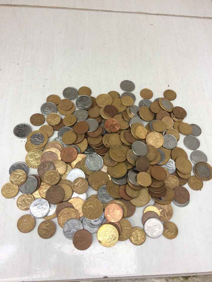 Moedinha que meu pai me deu para pagar os convites - 1