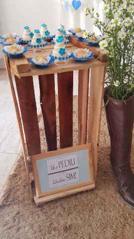 bota com flores