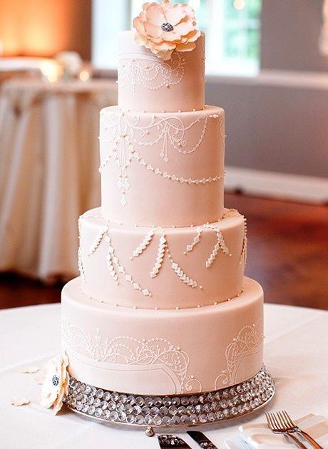 11 modelos de bolos de casamento para se inspirarem e se apaixonarem 3