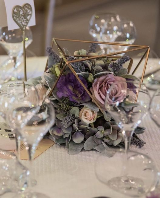 Flores em tons de roxo para usar na decoração do casamento 💜 - 9