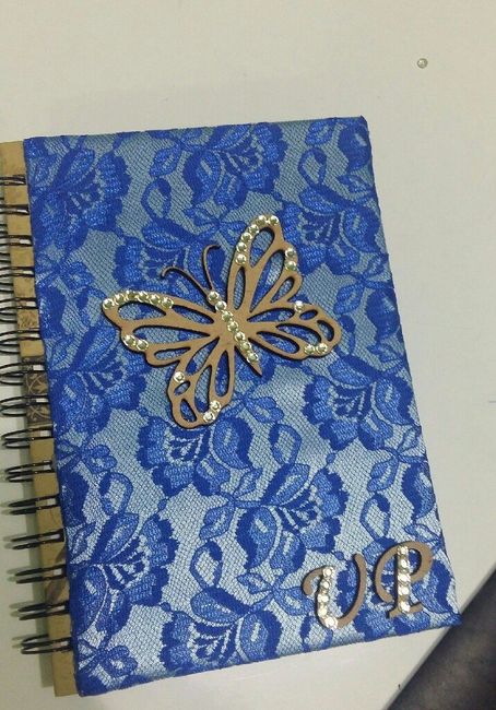Meu caderno de assinaturas feito por mim. vem ver - 1