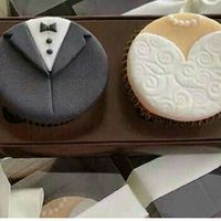 Modelos de cup cake pra colocar na mesa dos doces.