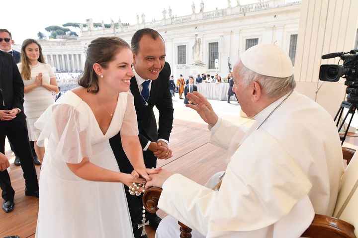 Benção papal aos recém casados - meu relato - 8