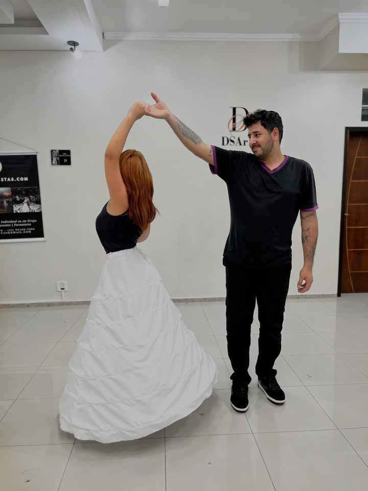 e quando seu melhor amigo / príncipe da sua festa de 15 anos está prestes a se tornar seu marido ? 🥺