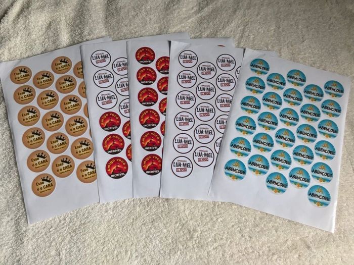 Adesivos divertidos para a hora da gravata! 